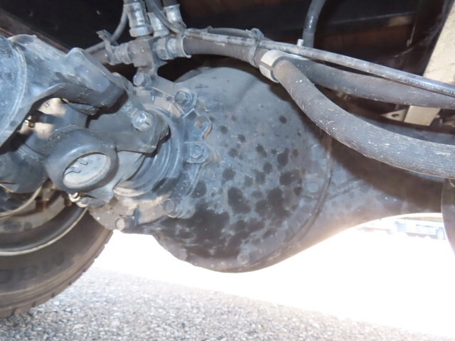 三菱ふそうファイターセルフクレーン4段増トン（6t・8t）[写真08]