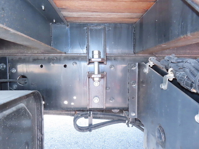 三菱ふそうファイターセルフクレーン4段増トン（6t・8t）[写真09]