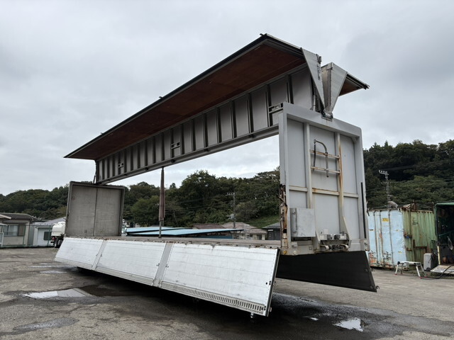 日本フルハーフその他の車種ウイングトレーラー大型（10t）[写真11]