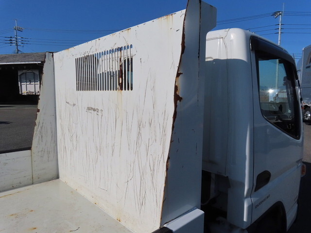 三菱ふそうキャンターダンプ小型（2t・3t）[写真32]