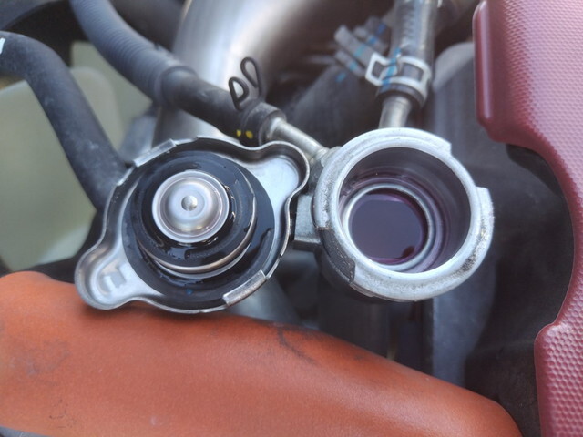 日野デュトロ平ボディ小型（2t・3t）[写真12]