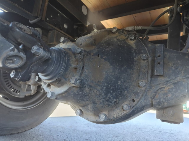 日野デュトロ平ボディ小型（2t・3t）[写真17]