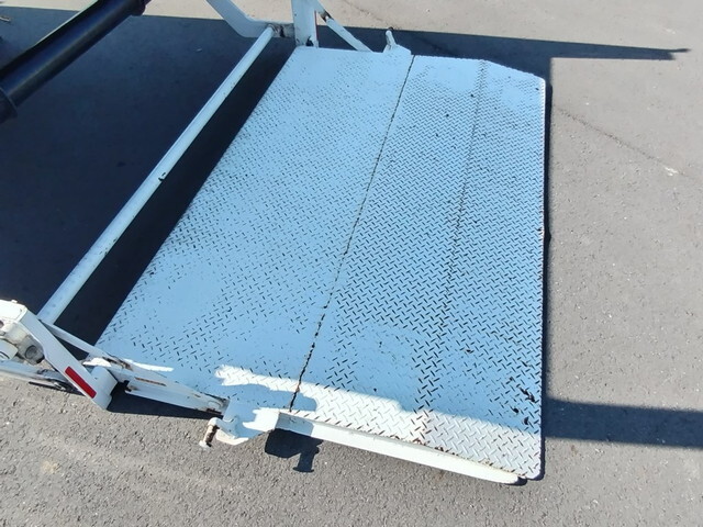 日野デュトロ平ボディ小型（2t・3t）[写真08]