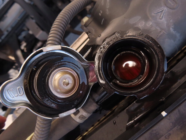 三菱ふそうファイター平ボディ増トン（6t・8t）[写真20]