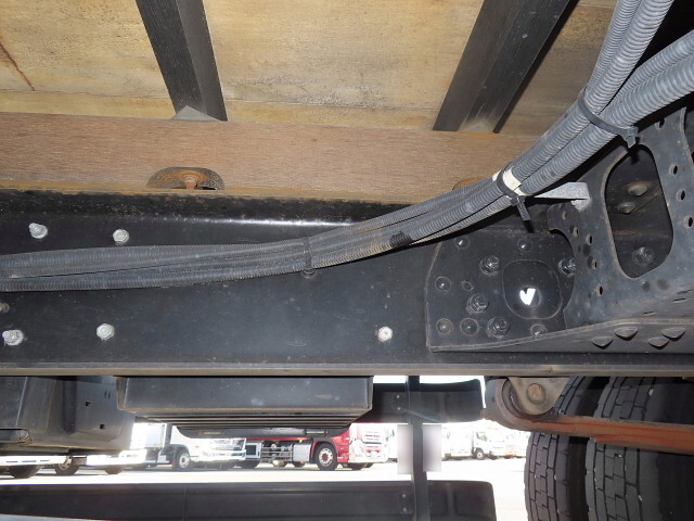 三菱ふそうファイター平ボディ増トン（6t・8t）[写真28]