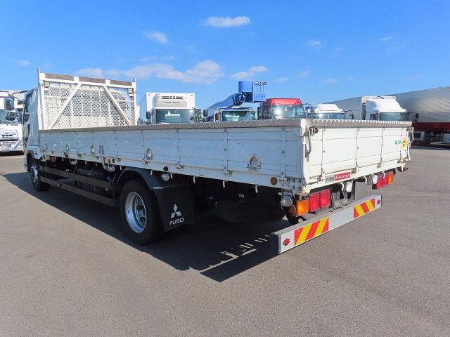 三菱ふそうファイター平ボディ増トン（6t・8t）[写真04]