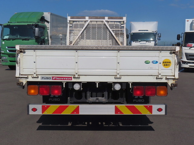 三菱ふそうファイター平ボディ増トン（6t・8t）[写真05]