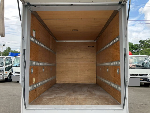 いすゞエルフアルミバン小型（2t・3t）[写真12]