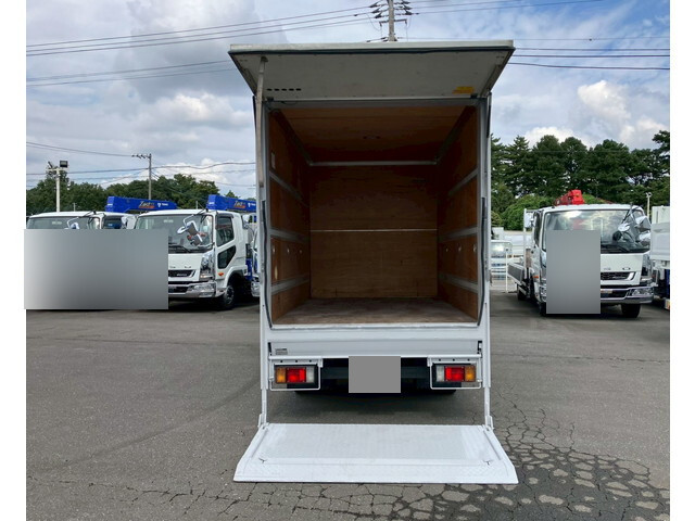 いすゞエルフアルミバン小型（2t・3t）[写真09]