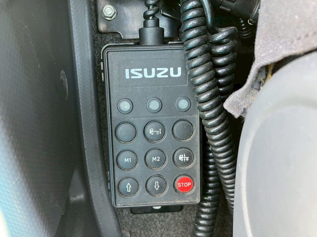 いすゞフォワードアルミウイング中型（4t）[写真20]