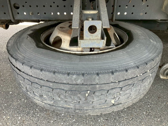 いすゞフォワードアルミウイング中型（4t）[写真22]