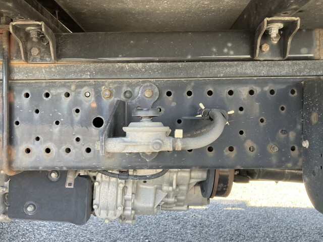 いすゞエルフアルミバン小型（2t・3t）[写真22]