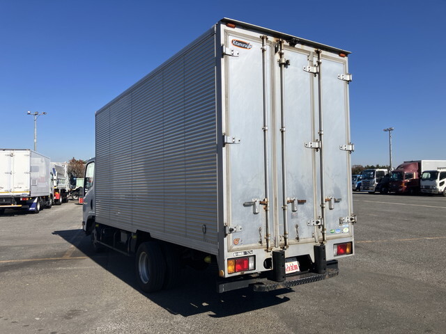 いすゞエルフアルミバン小型（2t・3t）[写真04]