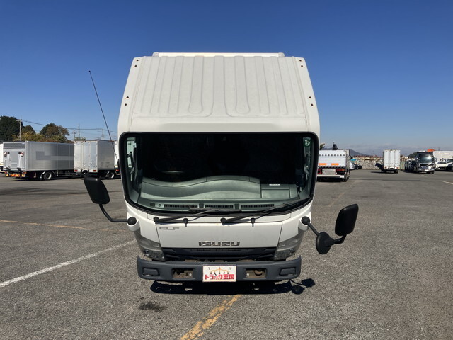 いすゞエルフアルミバン小型（2t・3t）[写真08]