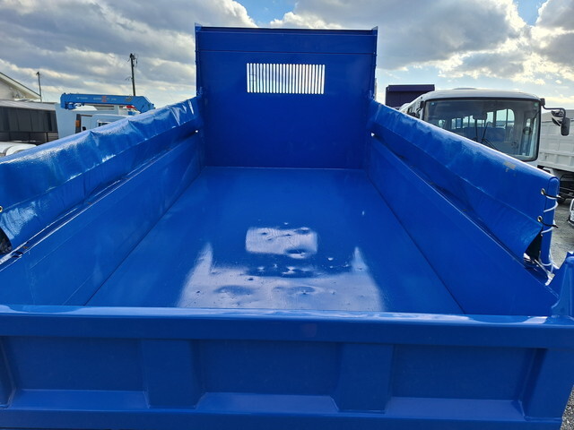 いすゞエルフダンプ小型（2t・3t）[写真05]