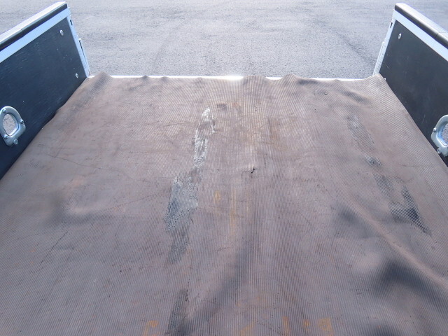 いすゞエルフダブルキャブ（Wキャブ）小型（2t・3t）[写真19]