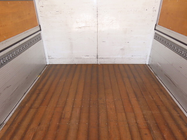 日野プロフィアアルミウイング大型（10t）[写真29]