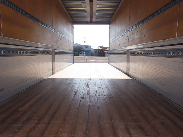 日野プロフィアアルミウイング大型（10t）[写真30]