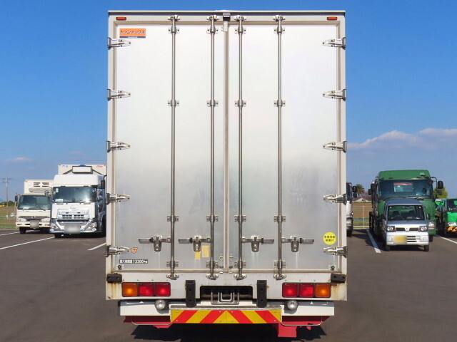 日野プロフィアアルミウイング大型（10t）[写真05]