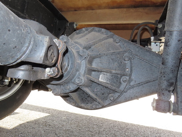 いすゞエルフアルミブロック小型（2t・3t）[写真13]