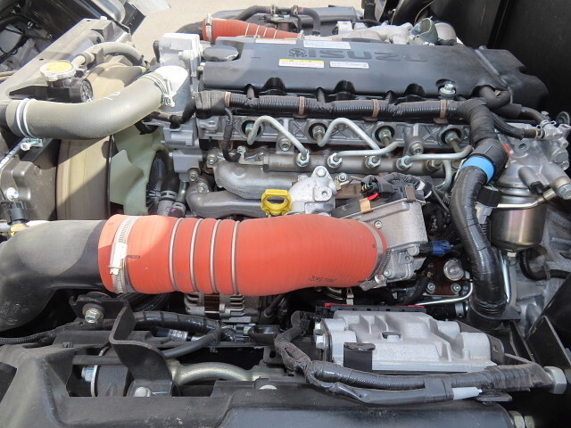 いすゞエルフアルミブロック小型（2t・3t）[写真15]