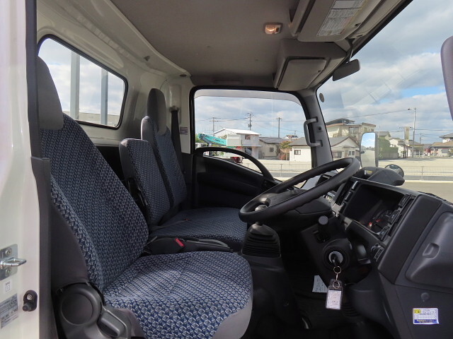 いすゞエルフアルミブロック小型（2t・3t）[写真20]