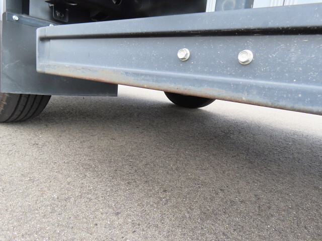 いすゞエルフアルミブロック小型（2t・3t）[写真27]