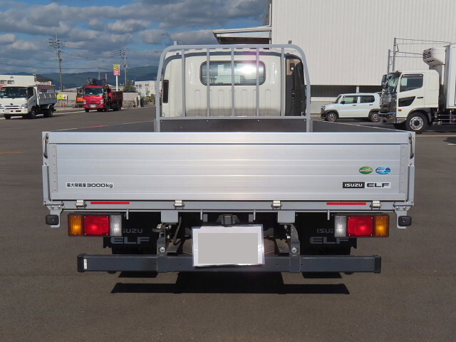 いすゞエルフアルミブロック小型（2t・3t）[写真05]