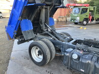 いすゞエルフダンプ小型（2t・3t）[写真15]