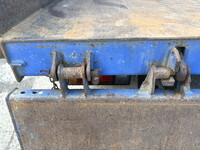 いすゞエルフダンプ小型（2t・3t）[写真18]