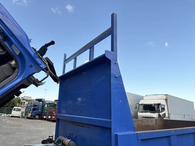 いすゞエルフダンプ小型（2t・3t）[写真18]