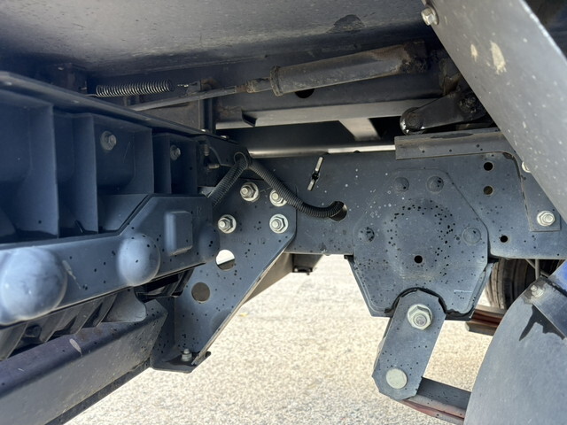 いすゞエルフダンプ小型（2t・3t）[写真24]