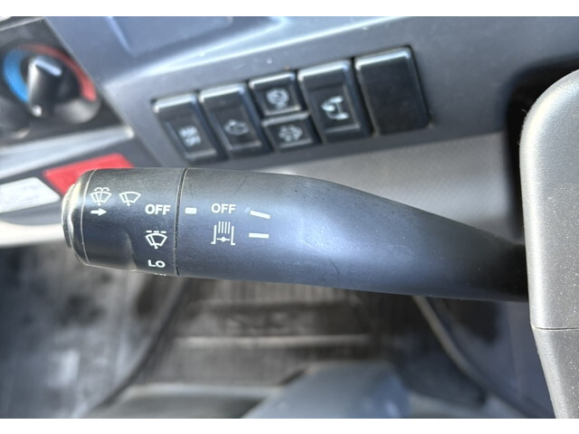 いすゞエルフダンプ小型（2t・3t）[写真30]