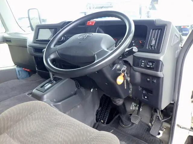 トヨタコースターマイクロバス[写真17]