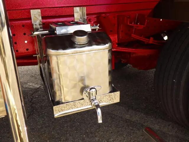 三菱ふそうキャンター平ボディ小型（2t・3t）[写真35]