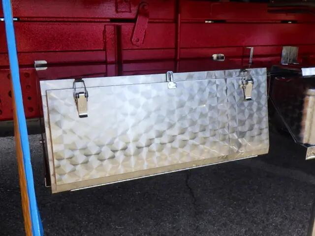 三菱ふそうキャンター平ボディ小型（2t・3t）[写真37]