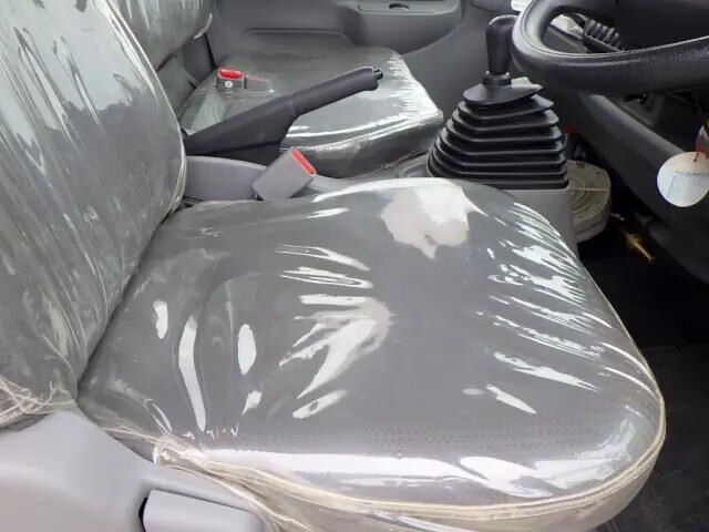 日野デュトロ散水車小型（2t・3t）[写真36]