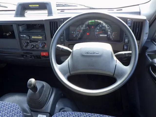 いすゞエルフカーテン車小型（2t・3t）[写真20]