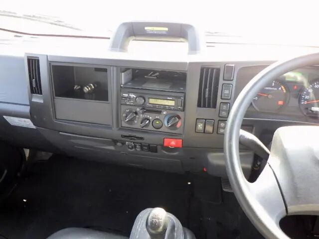 いすゞエルフカーテン車小型（2t・3t）[写真22]