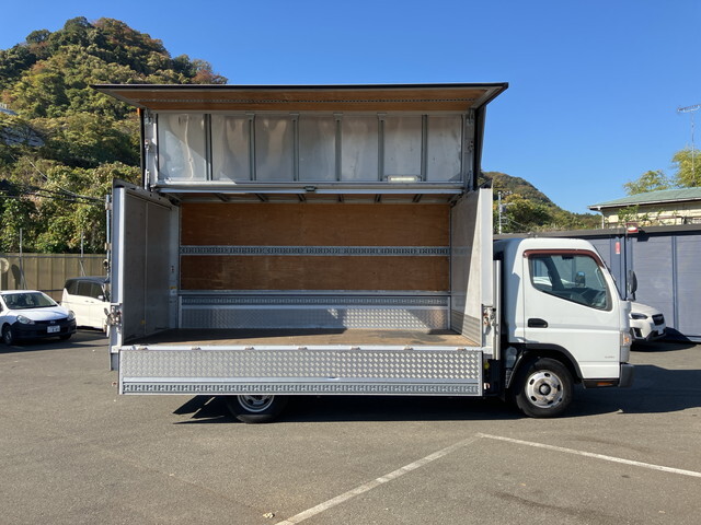 三菱ふそうキャンターアルミウイング小型（2t・3t）[写真07]