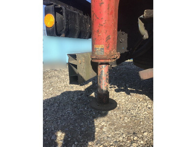 三菱ふそうキャンタークレーン3段小型（2t・3t）[写真14]