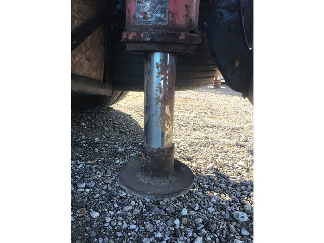 三菱ふそうキャンタークレーン3段小型（2t・3t）[写真15]