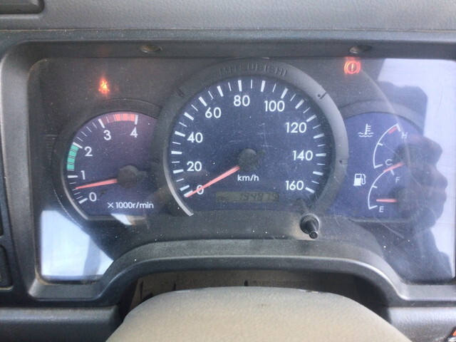 三菱ふそうキャンタークレーン3段小型（2t・3t）[写真31]