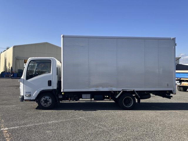 いすゞエルフアルミバン小型（2t・3t）[写真05]