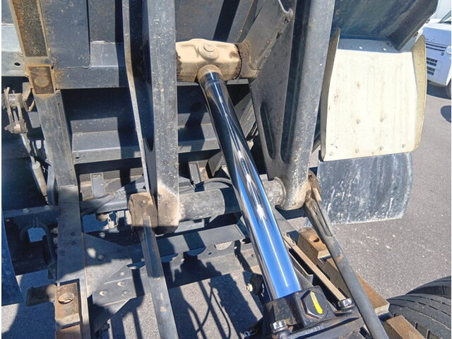 いすゞエルフダンプ小型（2t・3t）[写真09]