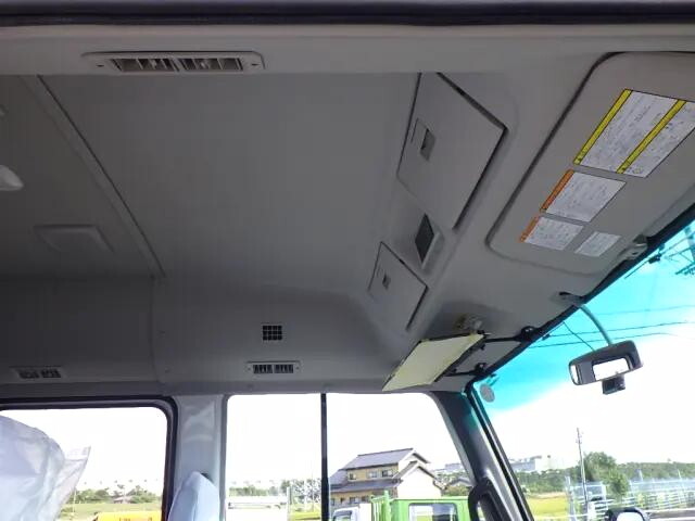 三菱ふそうローザマイクロバス[写真36]