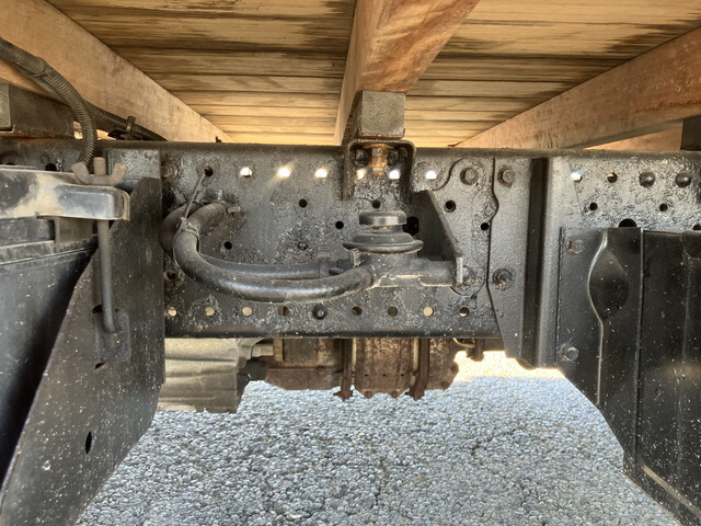 いすゞエルフ平ボディ小型（2t・3t）[写真25]