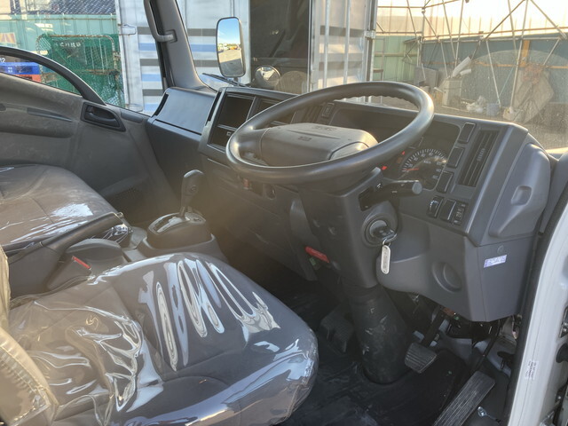 いすゞエルフ平ボディ小型（2t・3t）[写真35]