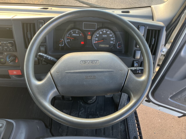 いすゞエルフ平ボディ小型（2t・3t）[写真36]