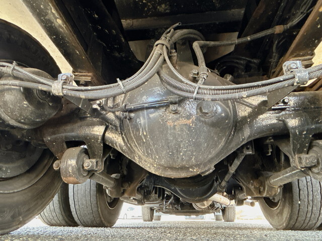 三菱ふそうスーパーグレートスクラップ運搬車大型（10t）[写真23]